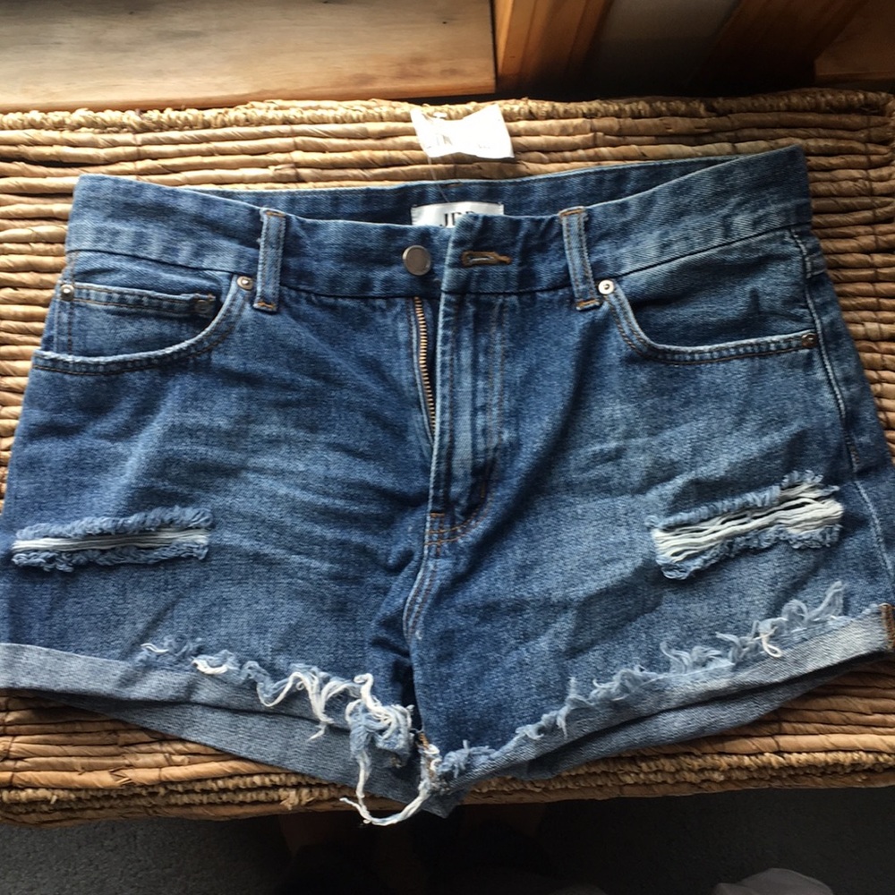 JBD Medium washed ripped high waisted denim shorts